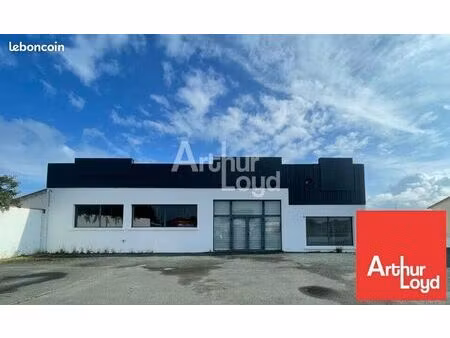 local commercial 360 m²