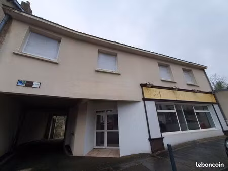 le poire sur vie - a louer local commercial ou professionnel