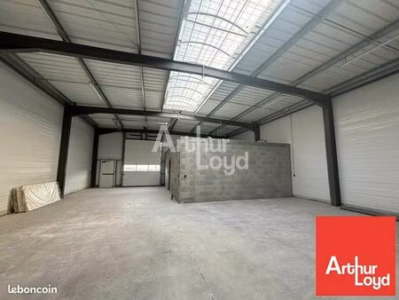 local d'activité 235 m²