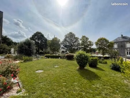 maison 8 pièces 134 m²