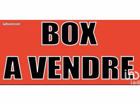 parking/box 213 m² cestas