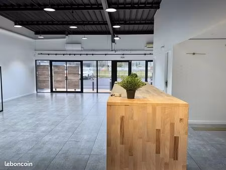 local commercial 135 m² saint-jean-d'illac