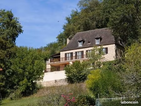 maison 7 pièces 192 m²