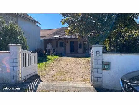 maison de 4 pièces sur terrain de 457m² à saint-mathieu