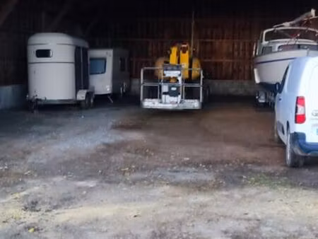 hangar stockage / garage camping car