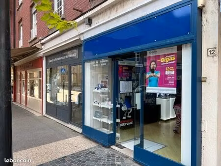 boutique hyper-centre a louer