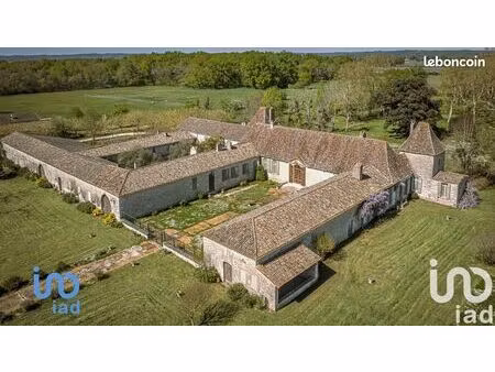 chateau 20 pièces 631 m²