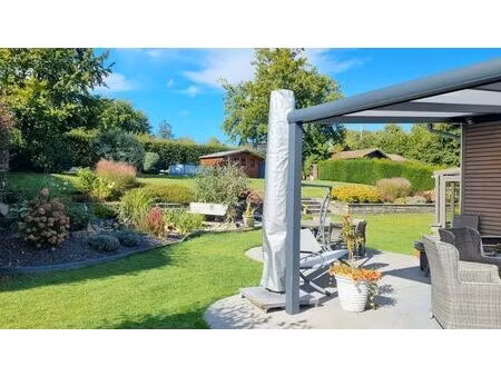 belle maison à vendre à ovifat