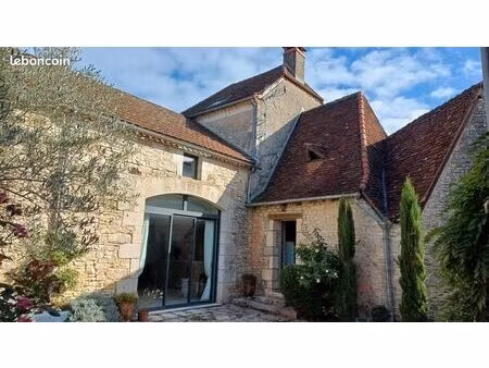 maison 4 pièces 160 m²