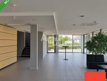 local commercial 285 m²