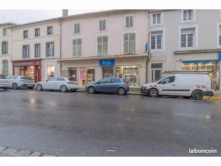 immeuble 10 pièces 540 m²