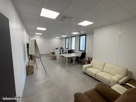 local commercial 180 m²