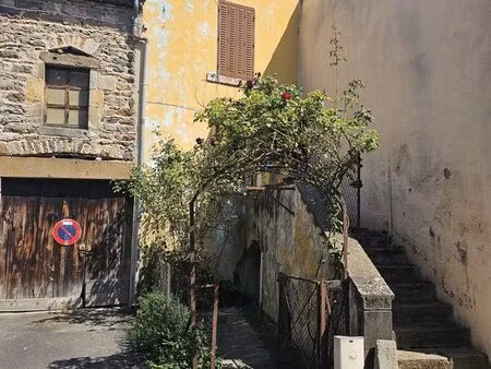 maison 1 pièce 80 m²