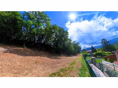 vente terrain 3052 m² à jarrie (38560)  275 000 €