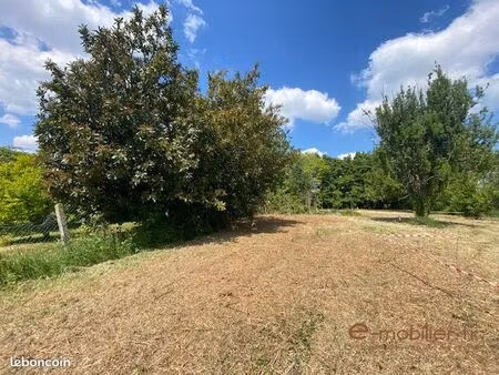 terrain 450 m² moncheaux
