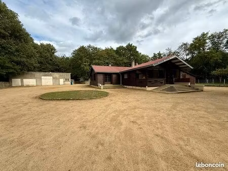 chalet 5 pièces 104 m²