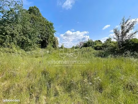 terrain 641 m² moncheaux