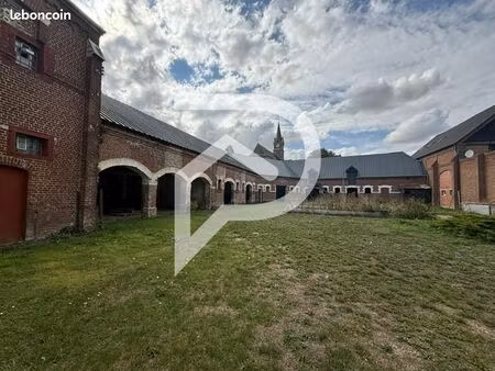 grange 10 pièces 1 280 m²