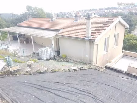 grande maison individuelle