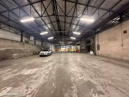 local 1200 m² lorette