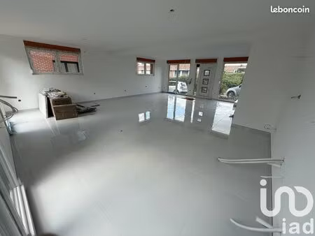 propriété 6 pièces 112 m²