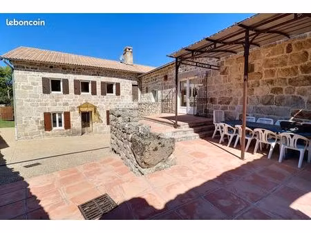 propriété 8 pièces 277 m²