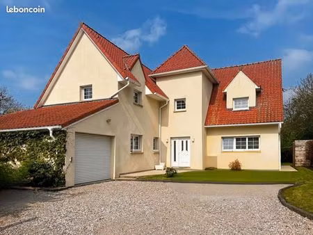 maison 7 pièces 187 m²