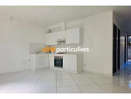 location appartement 2 pièces 45 m² à oyonnax (01100)  490 €