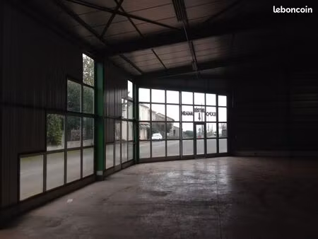 local commercial/industriel de 950m2