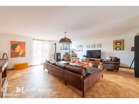 grange 7 pièces 220 m²