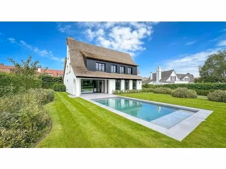 magnifique villa rénovée  située près de la boslaan...