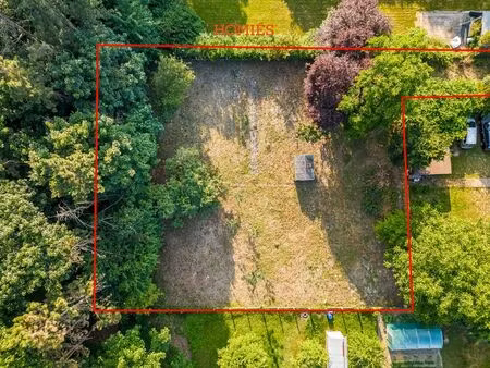 ruime achtergelegen bouwgrond vlak bij leuven