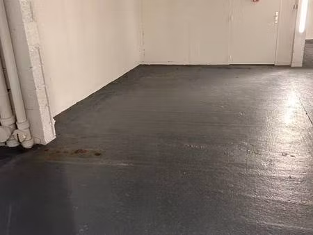 garage/stationnement à louer