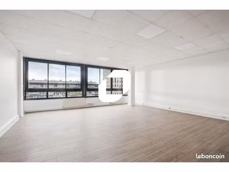 bureaux 213 m²