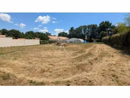 terrain constructible viabilisé à vendre