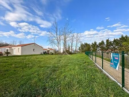 terrain constructible viabilisé à vendre