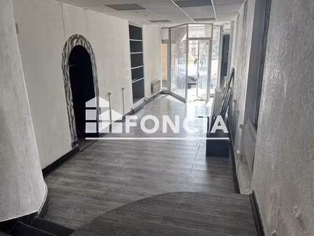 local commercial à louer