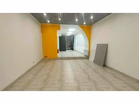 local commercial à louer