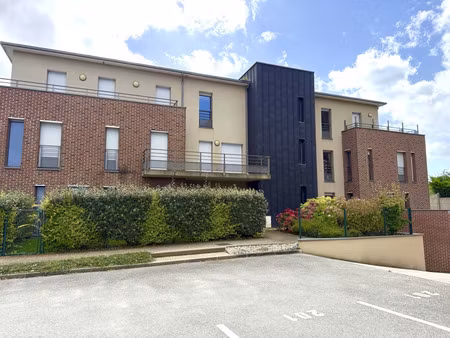 à vendre – appartement t3 lumineux avec terrasse à luneray  proche centre-bourg