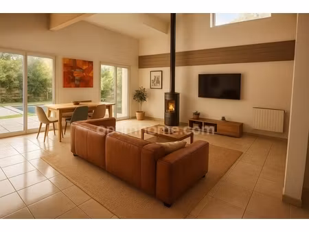 maison familiale avec piscine – opportunité à saisir à saucats