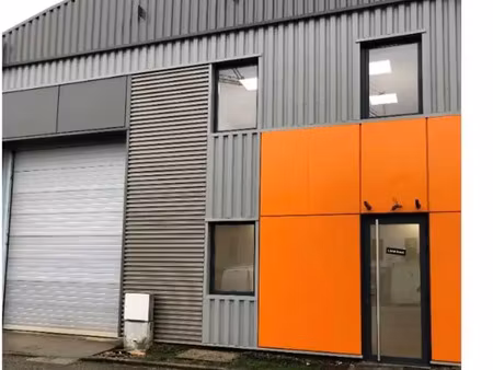 a louer - locaux d'activites avec bureaux- 654 m² divisibles a partir de 254 m² -dardilly 