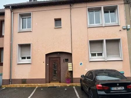 immeuble de 2 logements + caves  jardin et accès arrière – idéal investisseur