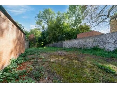 très beau terrain plat à bâtir proche de marie curie
