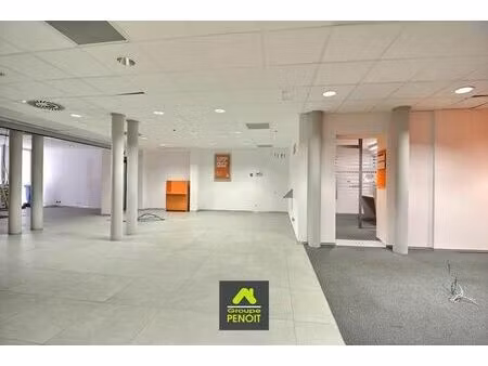 rez-de-chaussée commercial - espace de bureaux