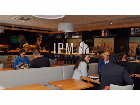 a vendre fonds de commerce boulangerie de 305 m² - 13700 marignane