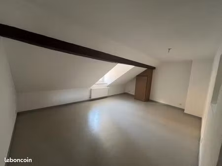 studio 1 pièce 26 m²