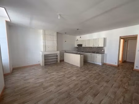 location appartement 2 pièces 54m² jarnac 16200