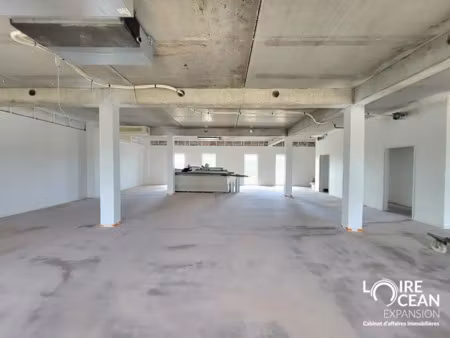 local commercial a louer