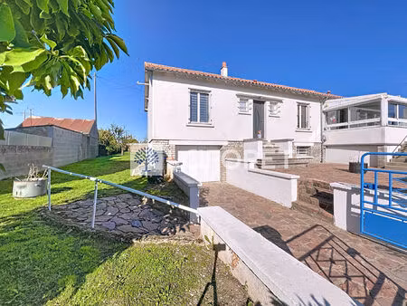 maison saint varent 135 m2