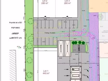 terrain nu viabilisé de 1260m² à louer bord de départementale à salon de provence